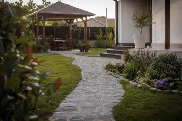 Idei de alei pentru grădină care schimbă complet aspectul curții